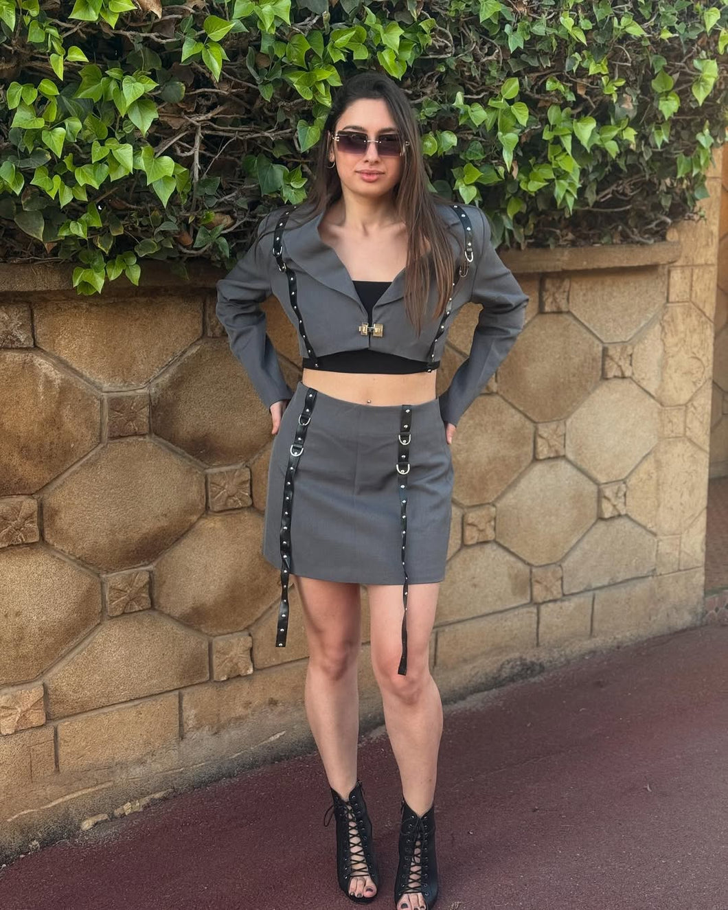 Edgy Blazer Skirt Set (Gray)